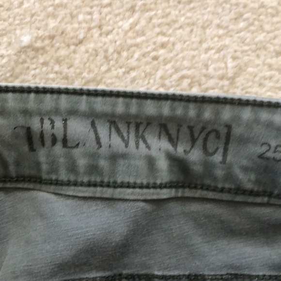 Blank NYC Womens 25 Zip Pocket Skinny Leg Zip Ankle High Rise Utility Moto Jeans - Picture 6 of 6